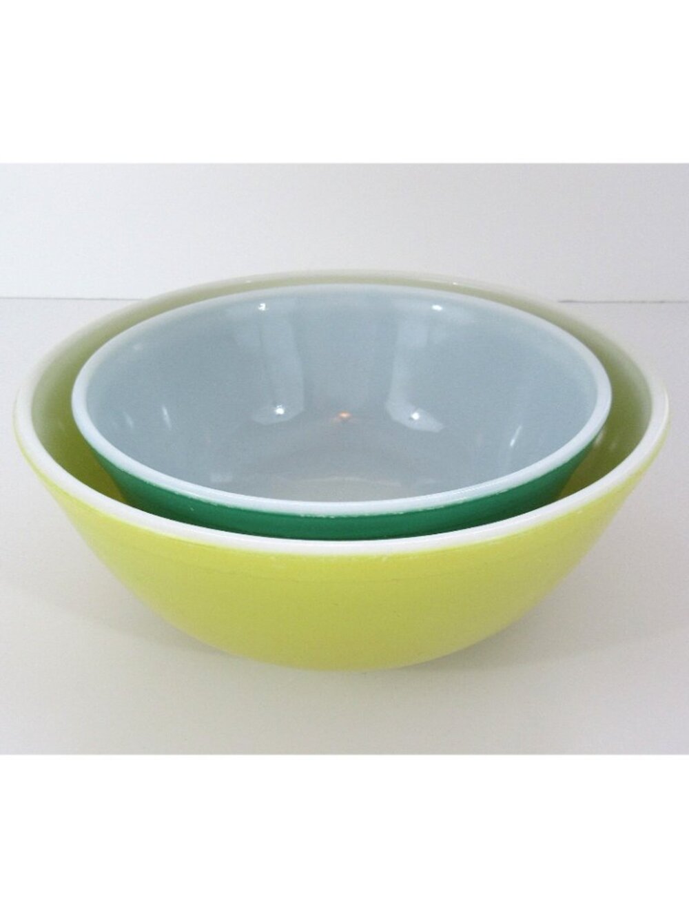 Pyrex Nesting Mixing Bowls Green #403 and Yellow #404 Vibrant Colors - Picture 2 of 11